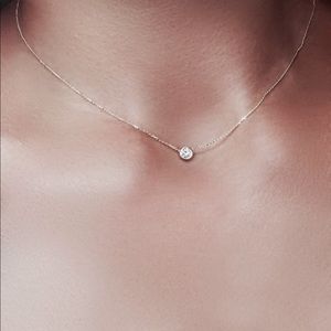 New shine light necklace 🤍✨